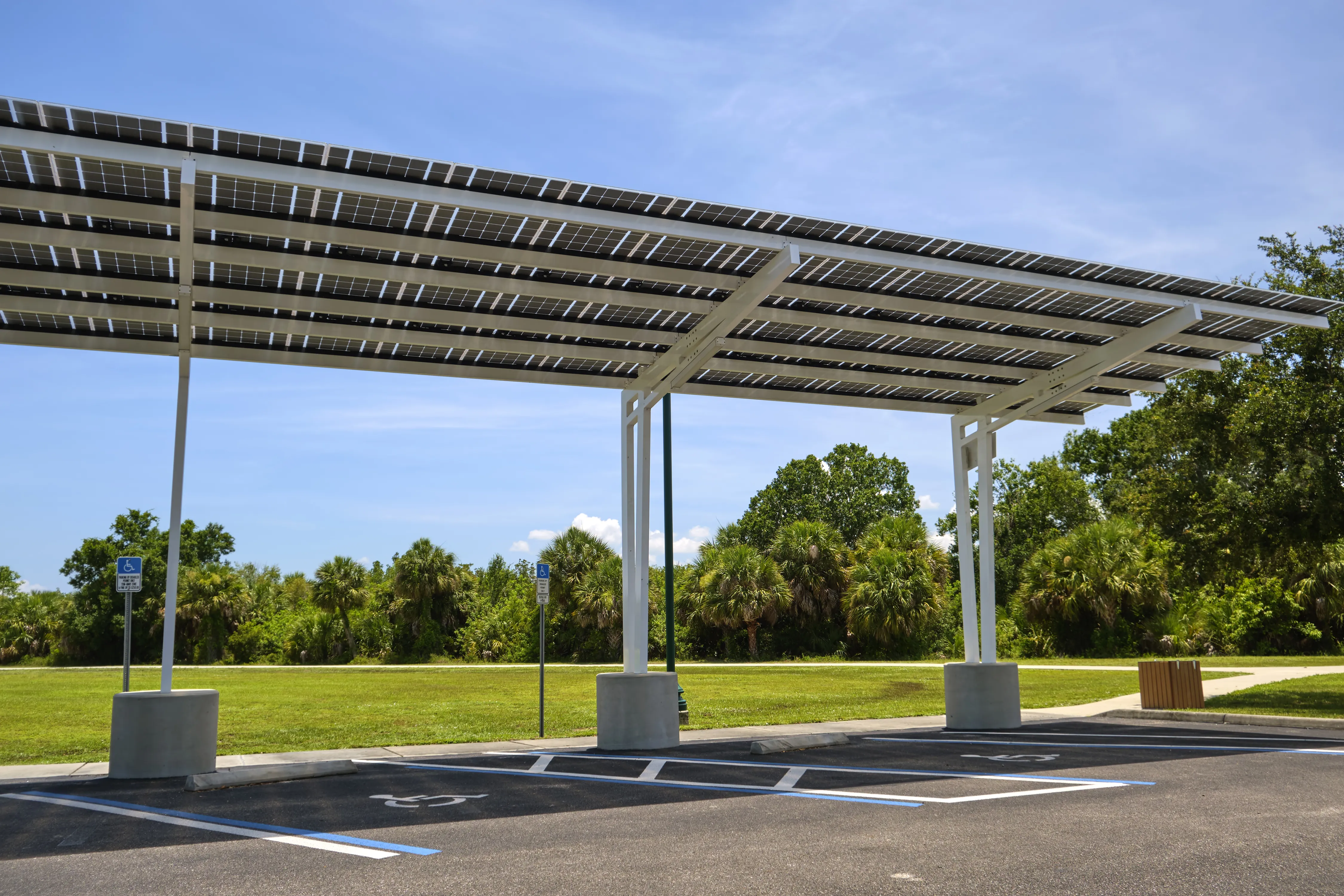 Image installateur carport solaire 3 installation carport solaire