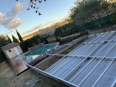 Image de Zen Bois & Concept - Terrasses, Contours de piscines, Pergolas bioclimatiques, Gazon Synthétique, parquets etc...
